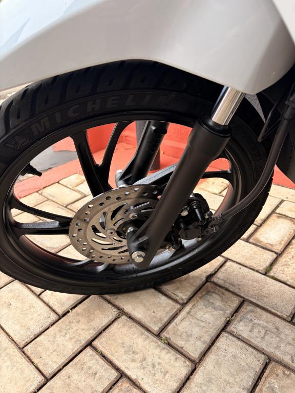 HONDA Biz 125 - Foto