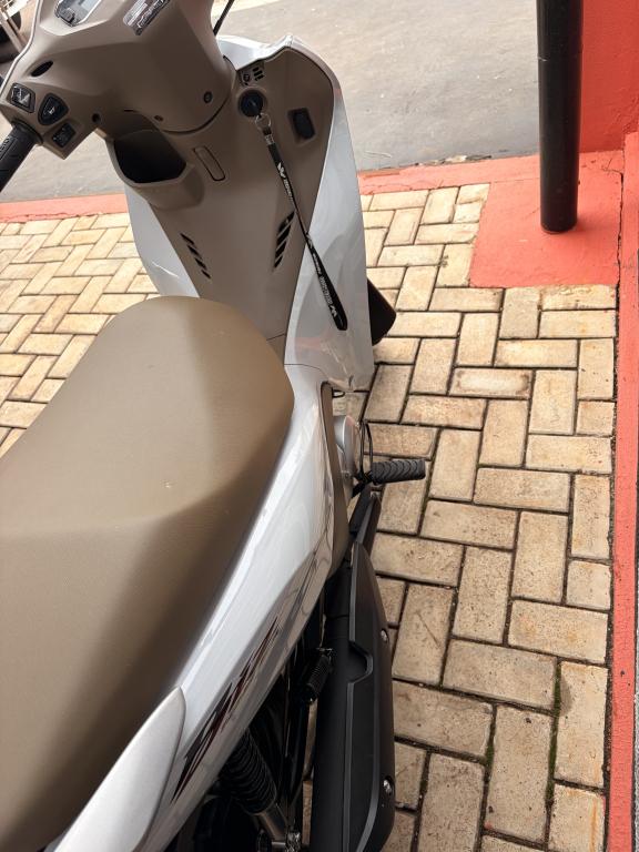 HONDA Biz 125 - Foto