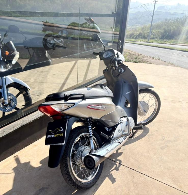 HONDA Biz 125 - Foto