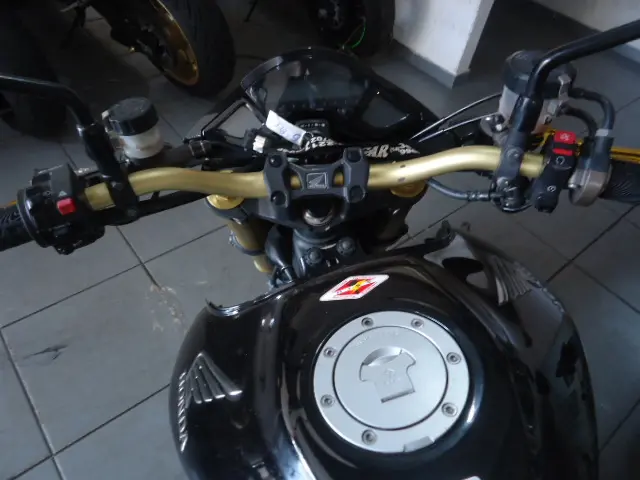 HONDA CB 1000 R - Foto