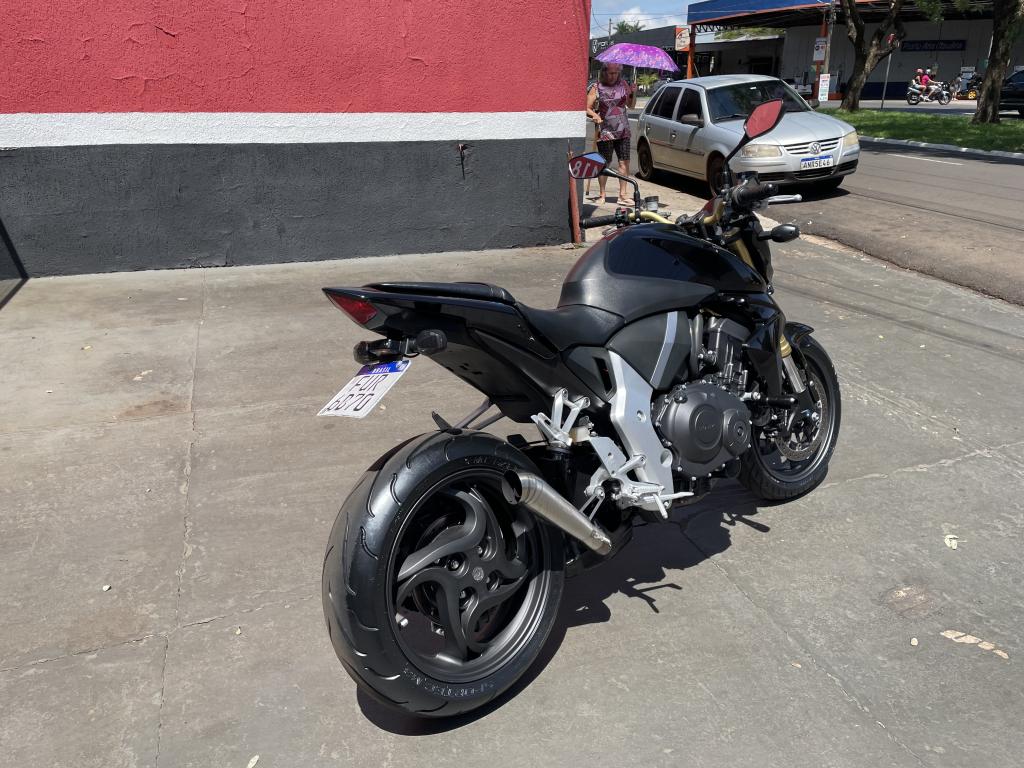 HONDA CB 1000 R - Foto