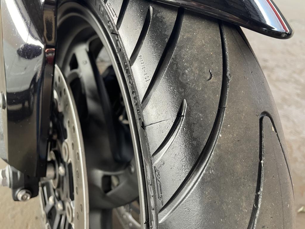 HONDA CB 1000 R - Foto