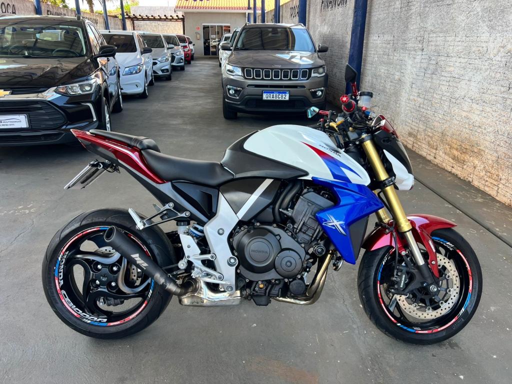 HONDA CB 1000 R