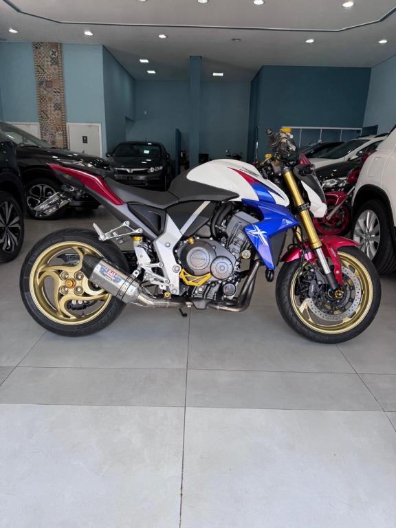 HONDA CB 1000 R - Foto