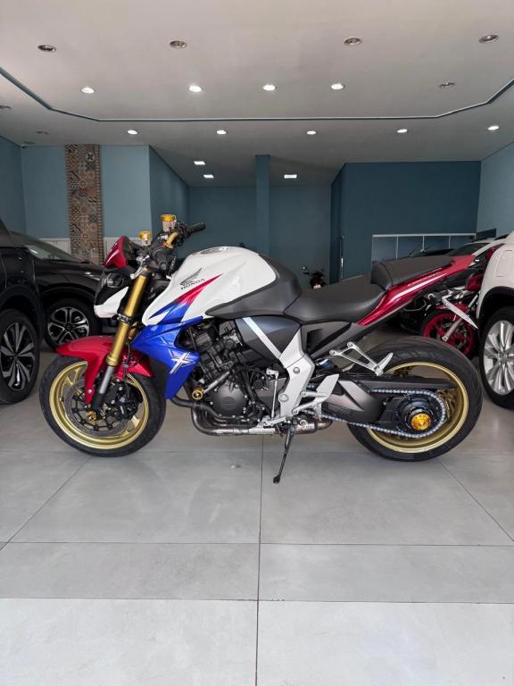 HONDA CB 1000 R - Foto