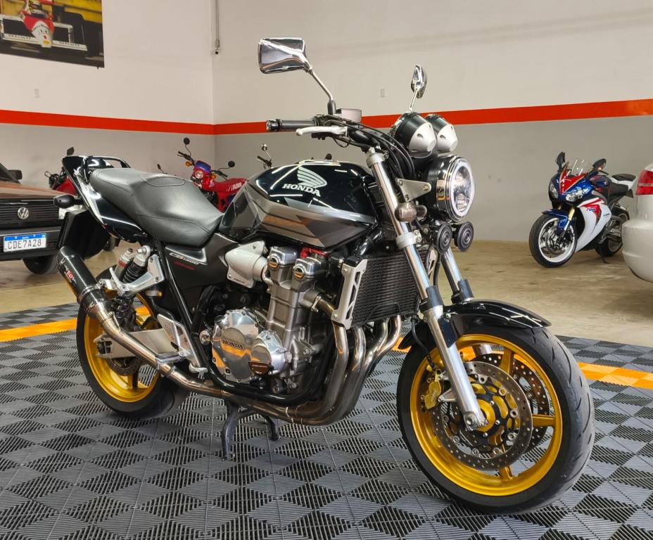 HONDA CB 1300 - Foto