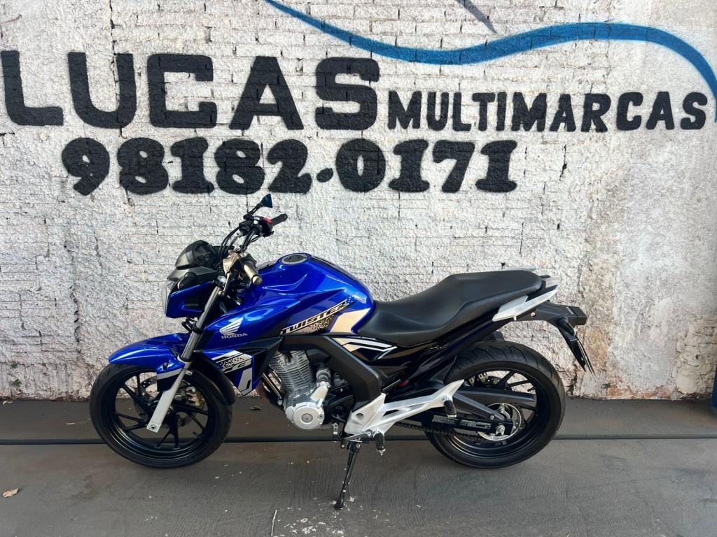 HONDA CB 250 F Twister