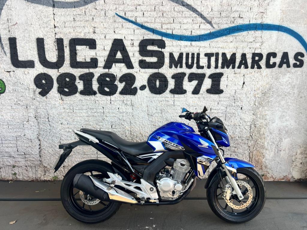 HONDA CB 250 F Twister - Foto