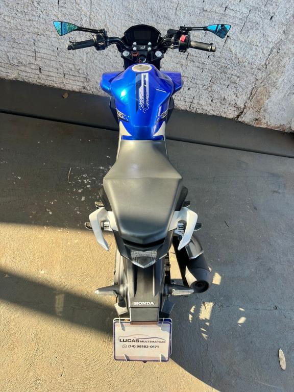 HONDA CB 250 F Twister - Foto