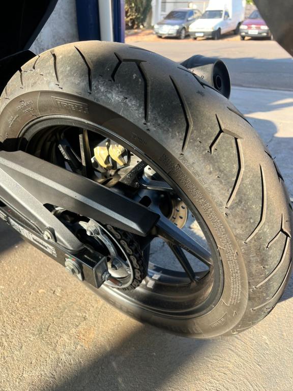 HONDA CB 250 F Twister - Foto