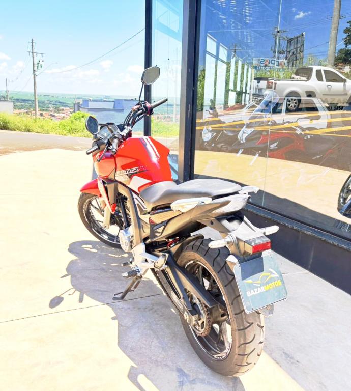 HONDA CB 250 F Twister - Foto