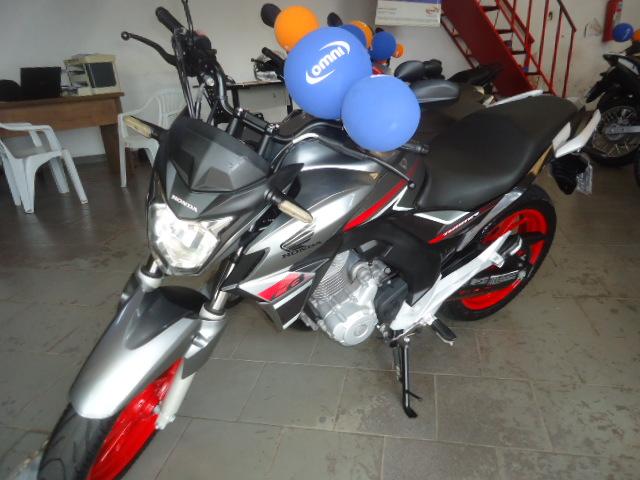 HONDA CB 250 F Twister