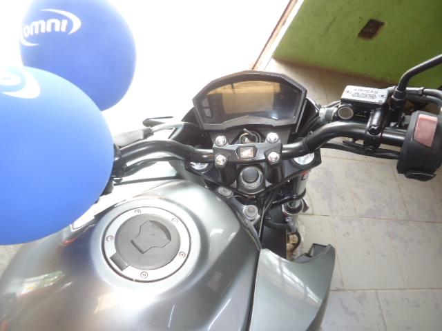 HONDA CB 250 F Twister - Foto