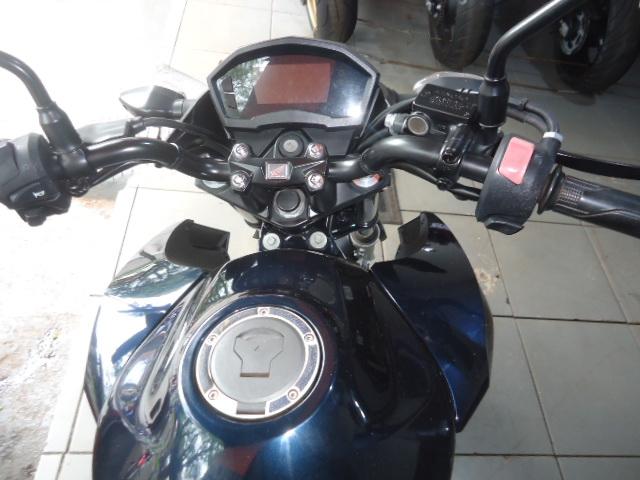 HONDA CB 250 F Twister - Foto