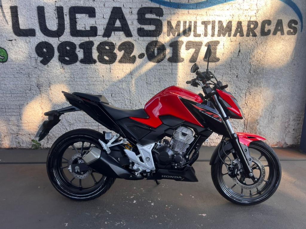 HONDA CB 300 F Twister