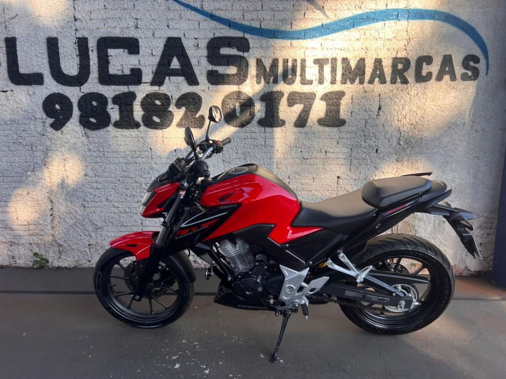 HONDA CB 300 F Twister - Foto