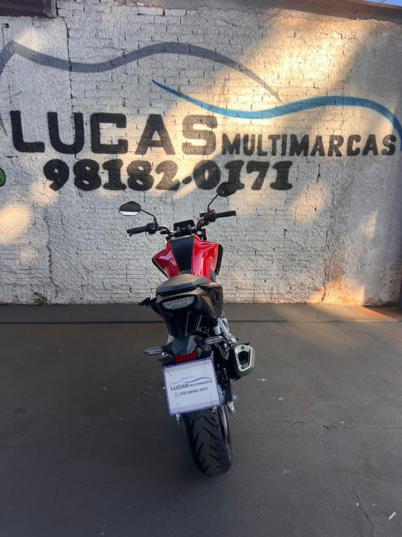 HONDA CB 300 F Twister - Foto