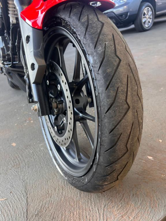 HONDA CB 300 F Twister - Foto