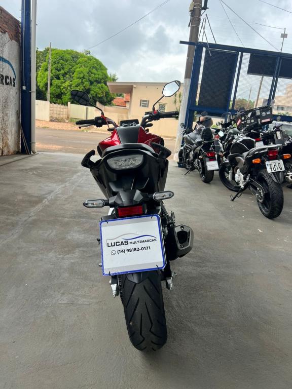 HONDA CB 300 F Twister - Foto