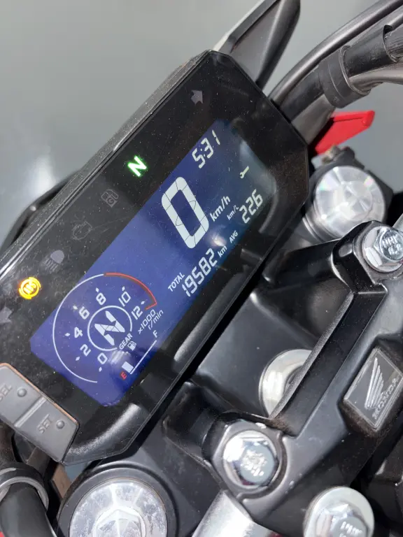 HONDA CB 300 F Twister - Foto