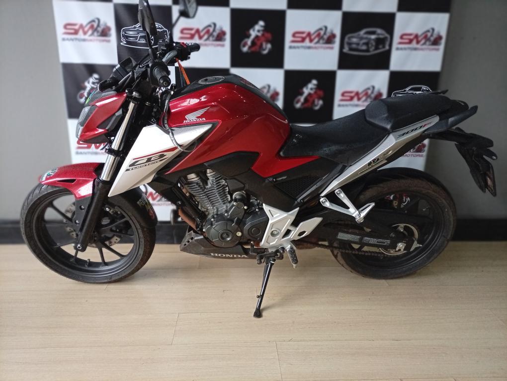 HONDA CB 300 F Twister