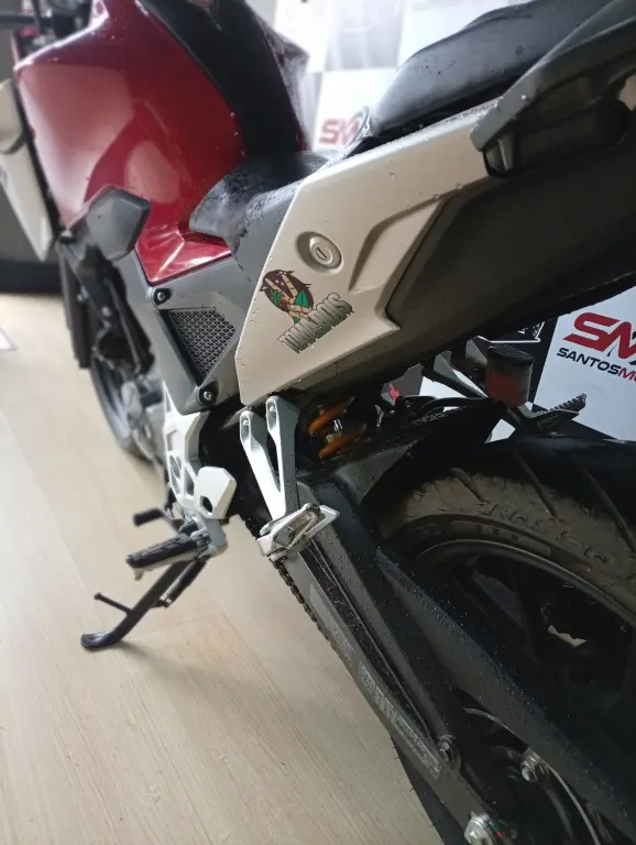 HONDA CB 300 F Twister - Foto