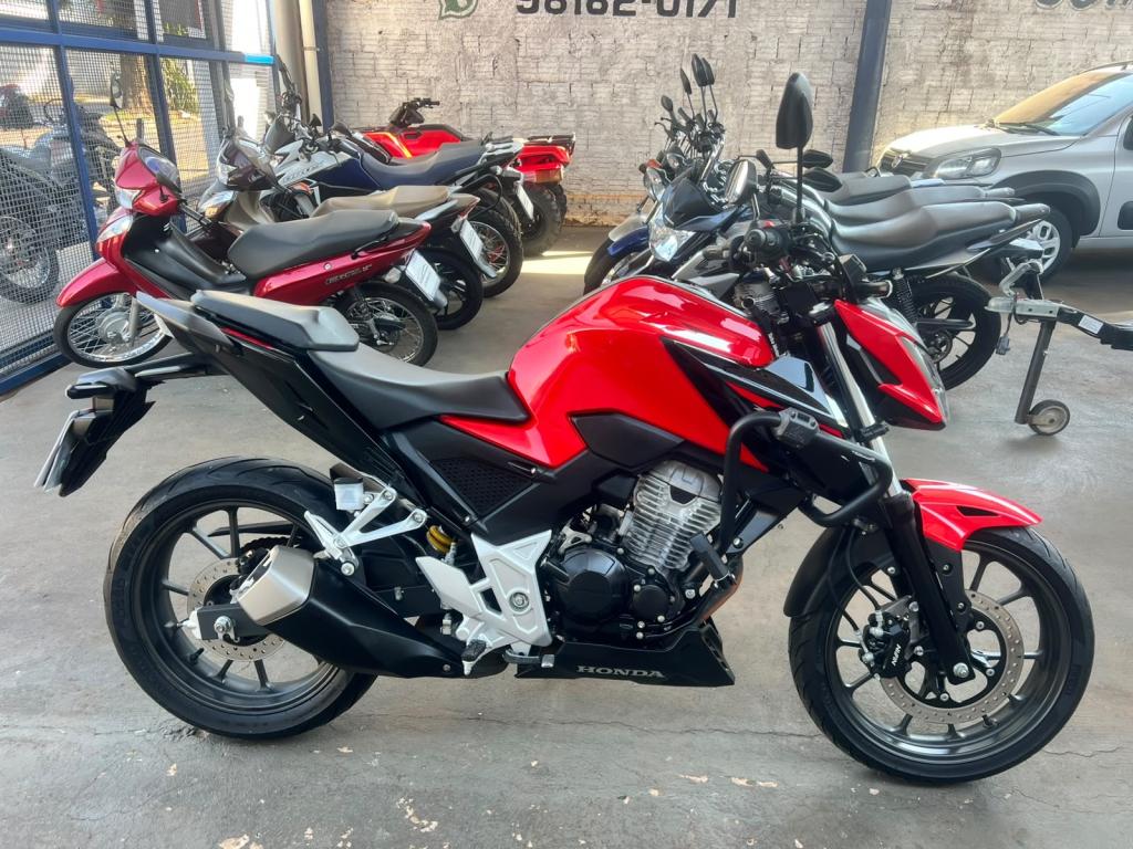 HONDA CB 300 F Twister