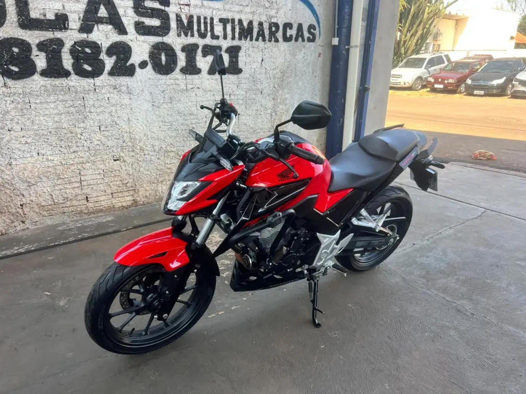 HONDA CB 300 F Twister - Foto