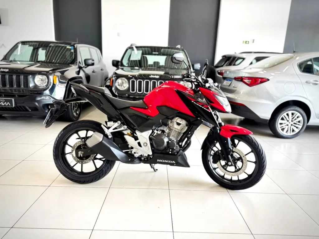 HONDA CB 300 F Twister - Foto