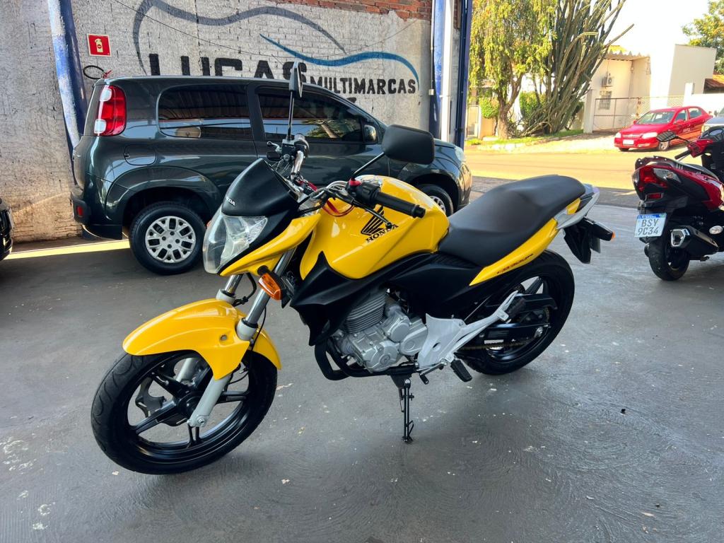 HONDA CB 300 R - Foto