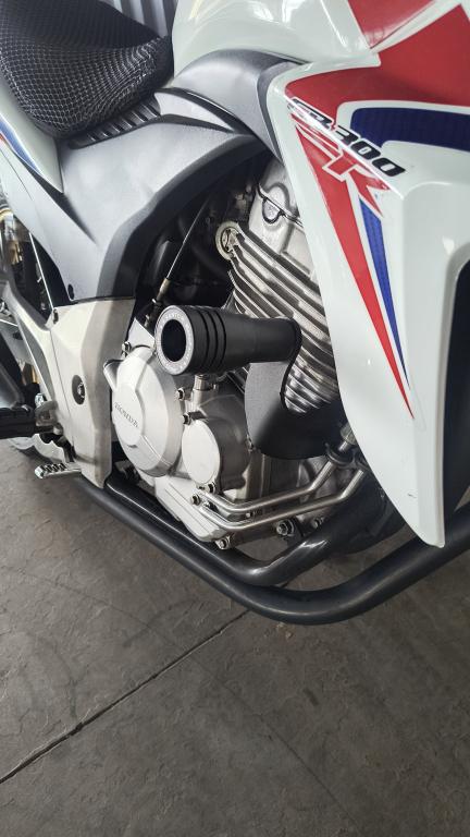 HONDA CB 300 R - Foto