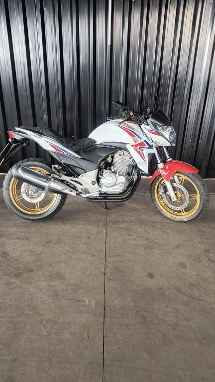 HONDA CB 300 R - Foto