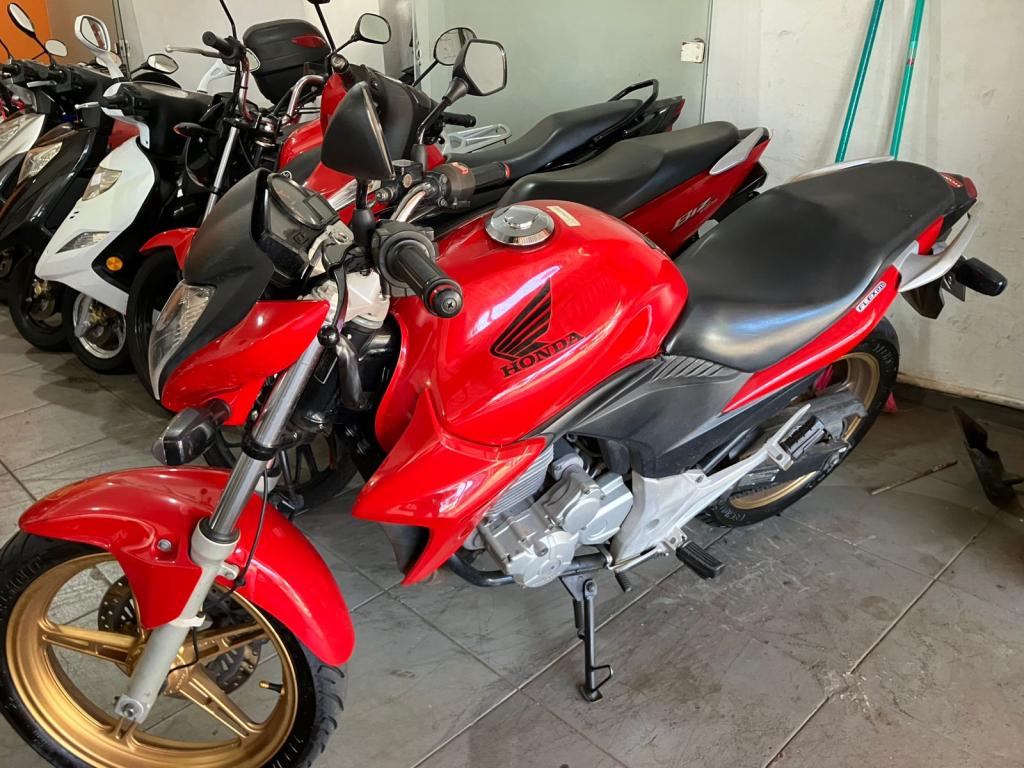 HONDA CB 300 R