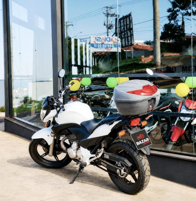 HONDA CB 300 R - Foto