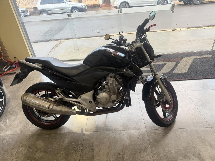 HONDA CB 300 R - Foto
