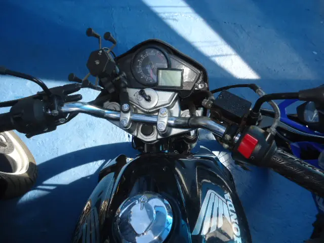 HONDA CB 300 R - Foto