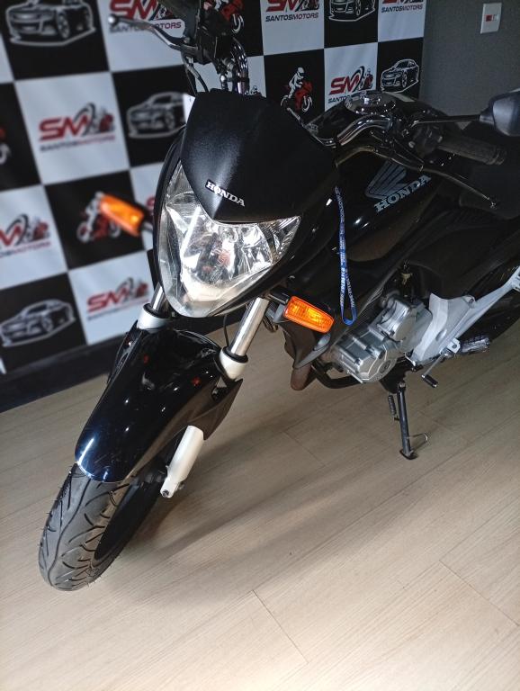 HONDA CB 300 R - Foto