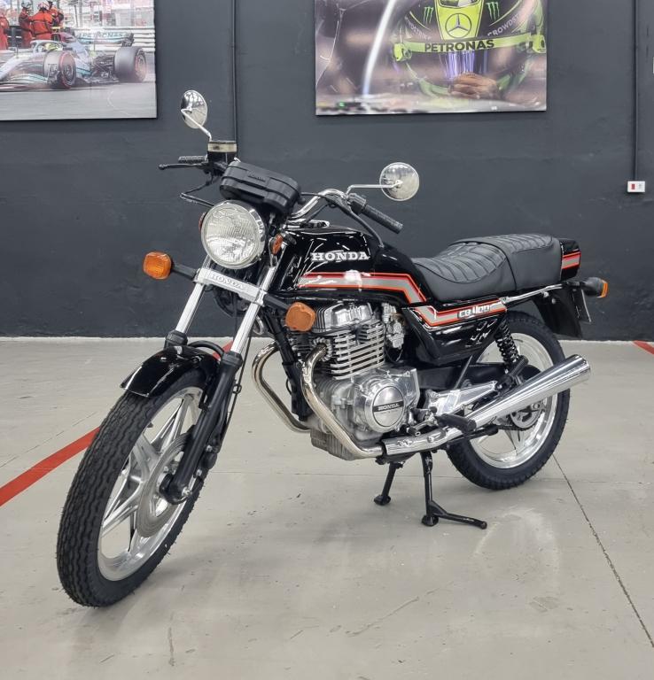 HONDA CB 400 - Foto