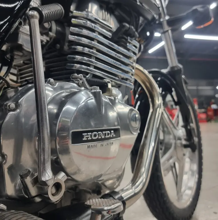 HONDA CB 400 - Foto
