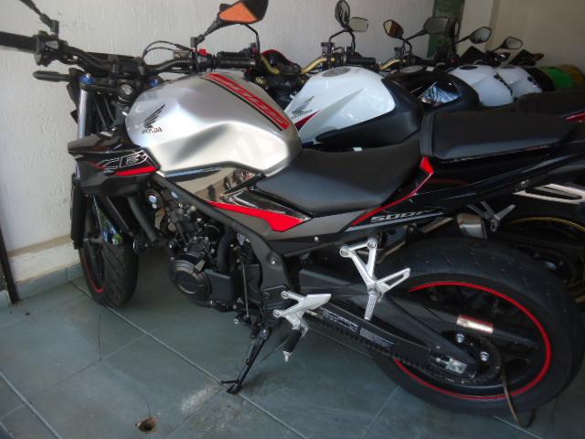 HONDA CB 500 F - Foto