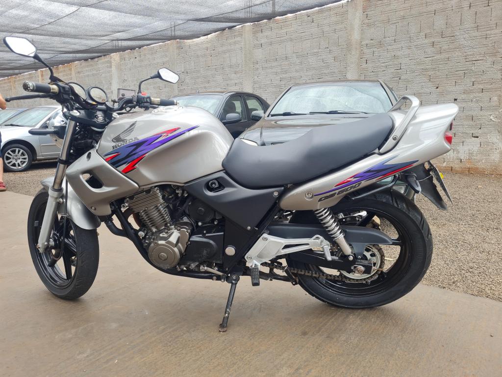 HONDA CB 500 F - Foto