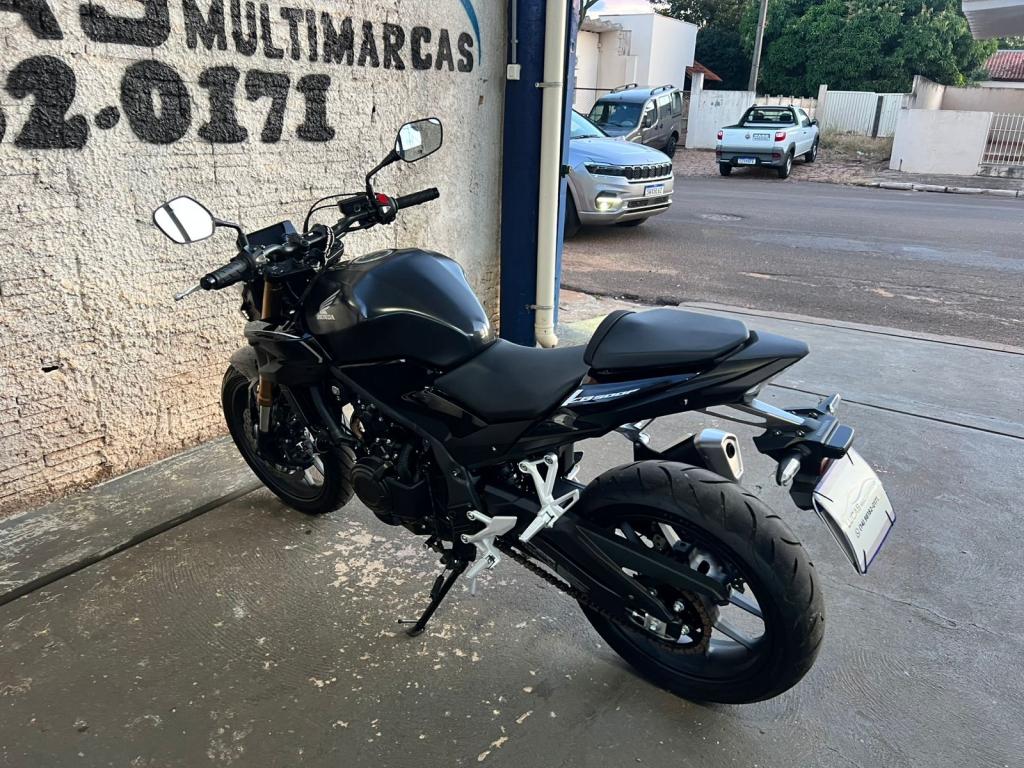 HONDA CB 500 F - Foto