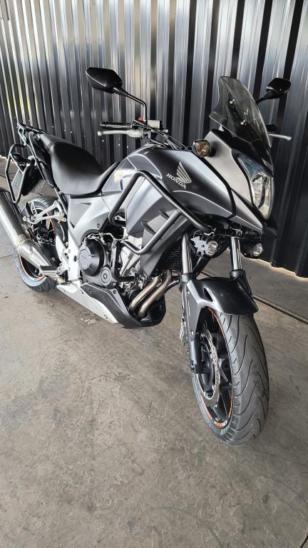 HONDA CB 500 X - Foto