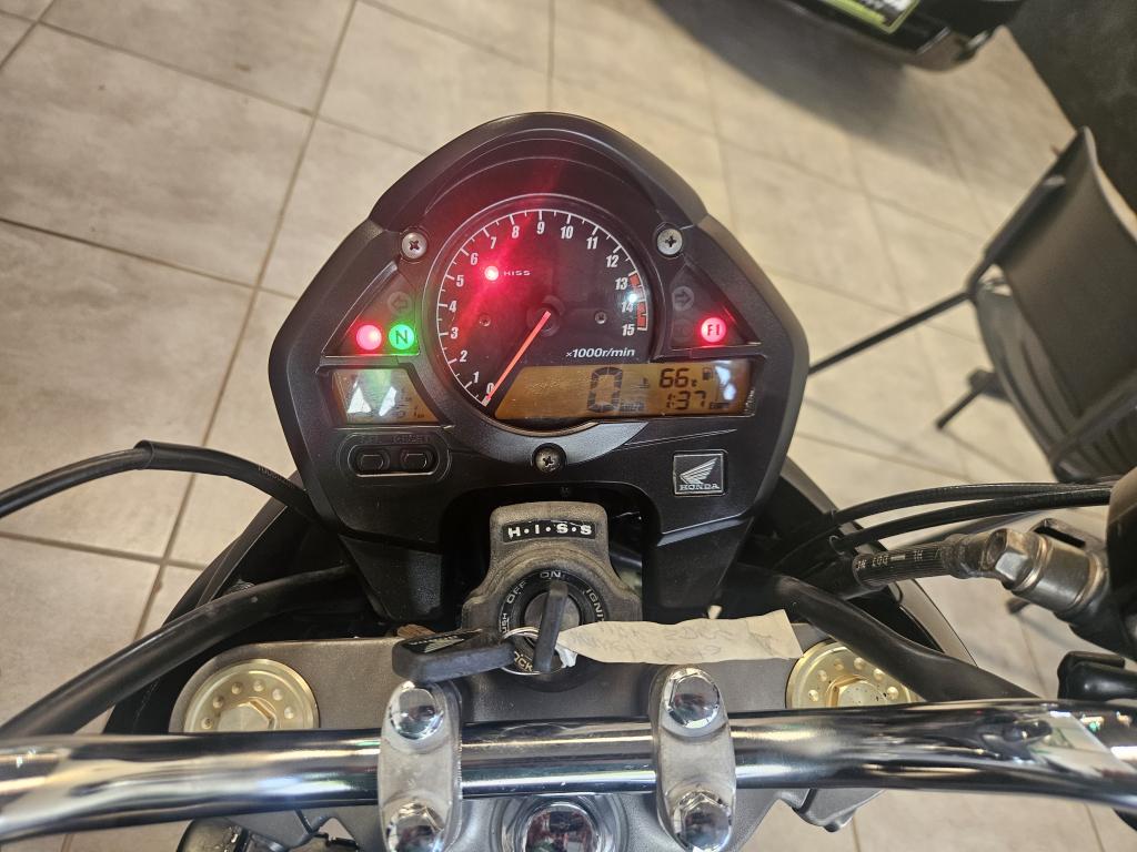 HONDA CB 600 F HORNET - Foto