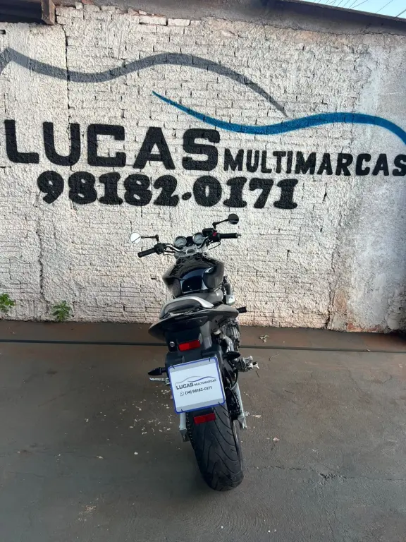 HONDA CB 600 F HORNET - Foto