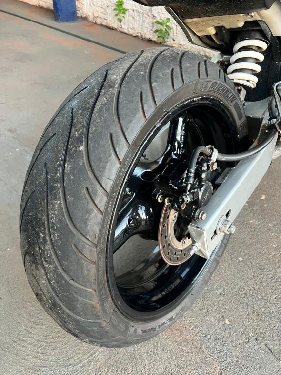 HONDA CB 600 F HORNET - Foto