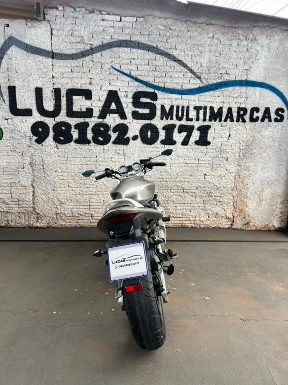 HONDA CB 600 F HORNET - Foto