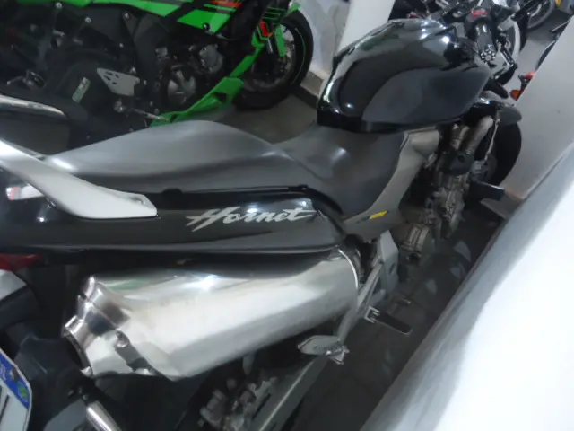 HONDA CB 600 F HORNET - Foto
