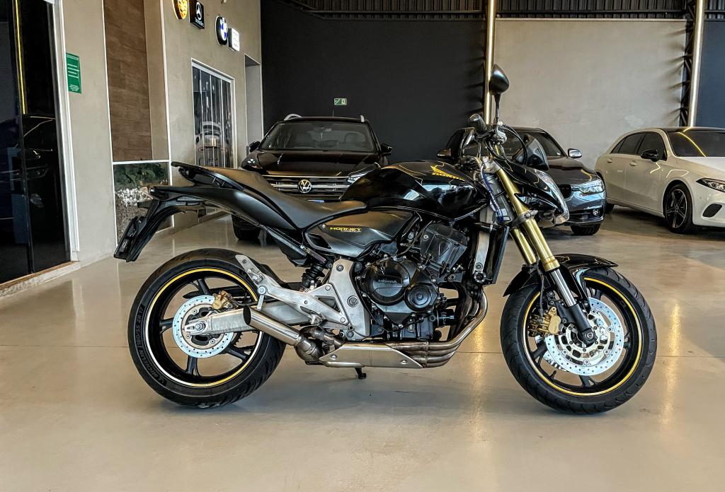 HONDA CB 600 F HORNET - Foto