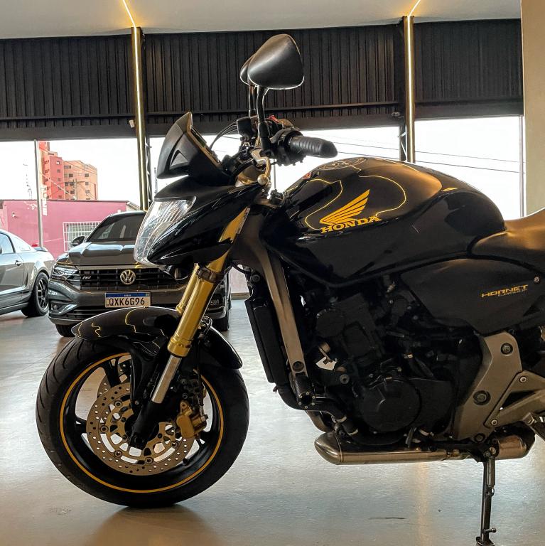 HONDA CB 600 F HORNET - Foto